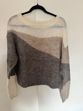 Old Navy size large tall cute light weight sweater